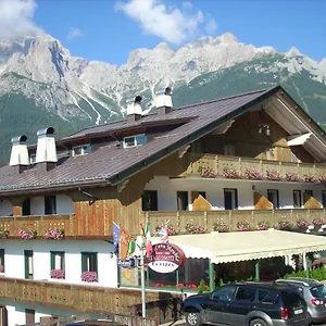 hotel-dolomiti-di-de-martin-d-oscar.hotelinveneto.com/