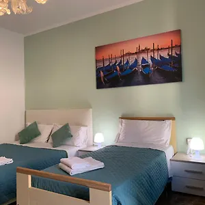 venice-night-appartment.hotelinveneto.com/