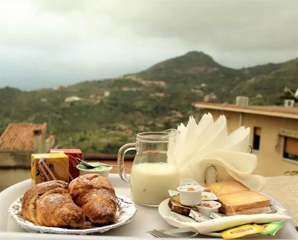 Le Nuove Porte Di Taormina Bed & Breakfast 0*,  Italy